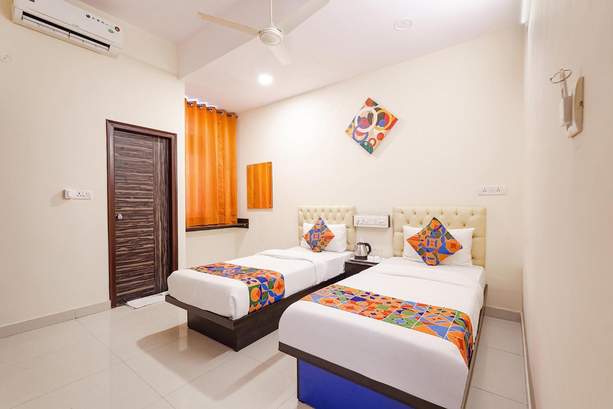 Fabhotel Leela Park Бангалор Екстериор снимка