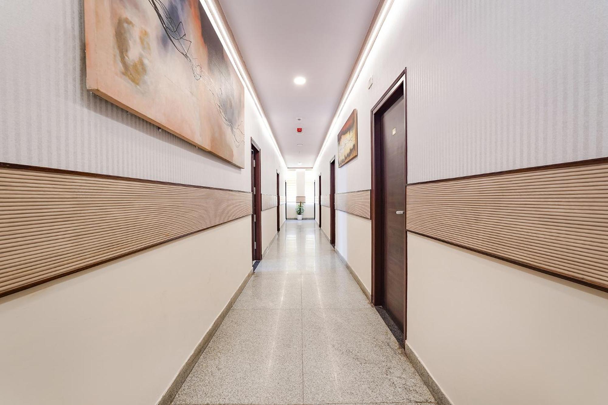Fabhotel Leela Park Бангалор Екстериор снимка